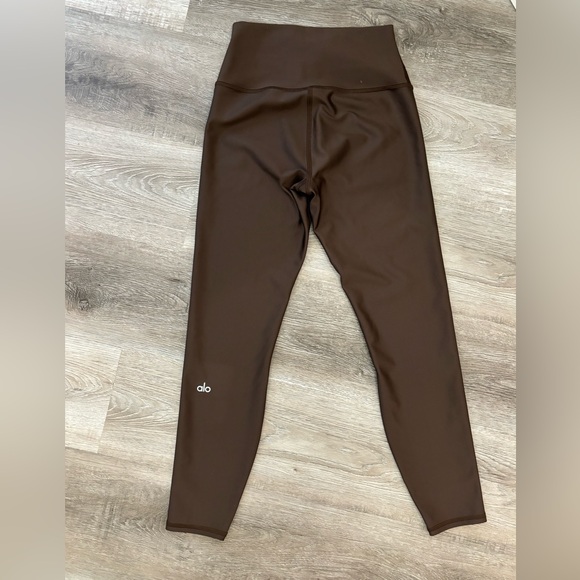 ALO Yoga Pants - Alo 7/8 High waist Airlift legging espresso small brown - Alo brown leggings